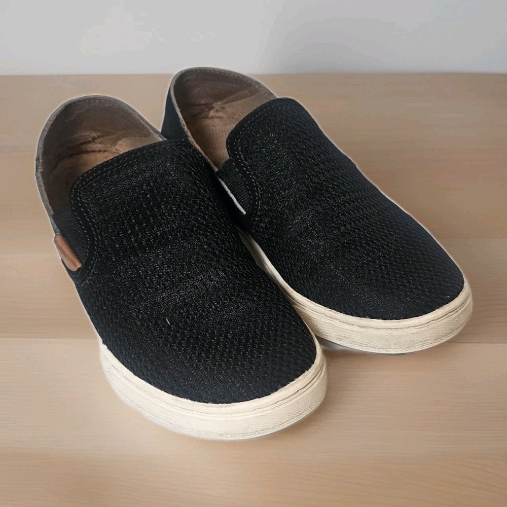 OluKai Pehuea Slip On Shoes Women's Size 7 Black Mesh Breathable Loafers